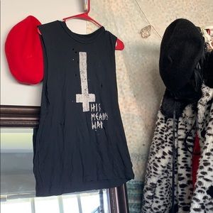 UNIF this means war distressed muscle tee